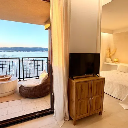 Oasis Vip Club - Boutique Studio Apartament Sunny Beach