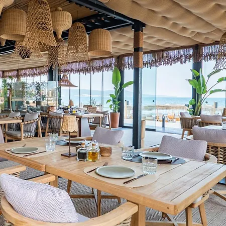 Oasis Vip Club - Boutique Studio Sunny Beach