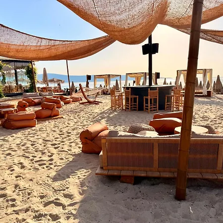 Oasis Vip Club - Boutique Napospart