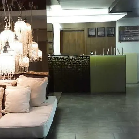 Oasis Vip Club - Boutique Studio Sunny Beach